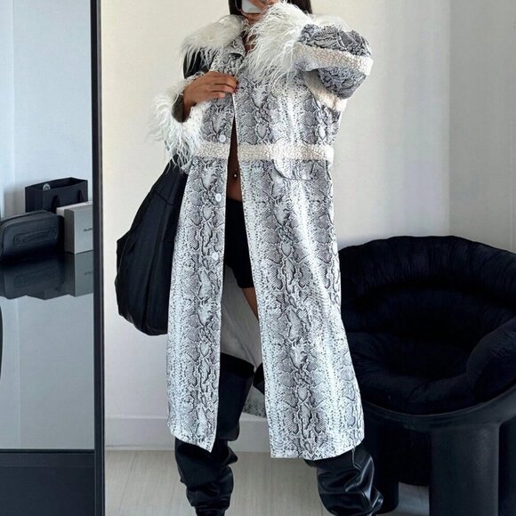 Chic Women's Snake Skin Print Faux fur Trimmed Long Jacket Coat - Picture 8 of 8